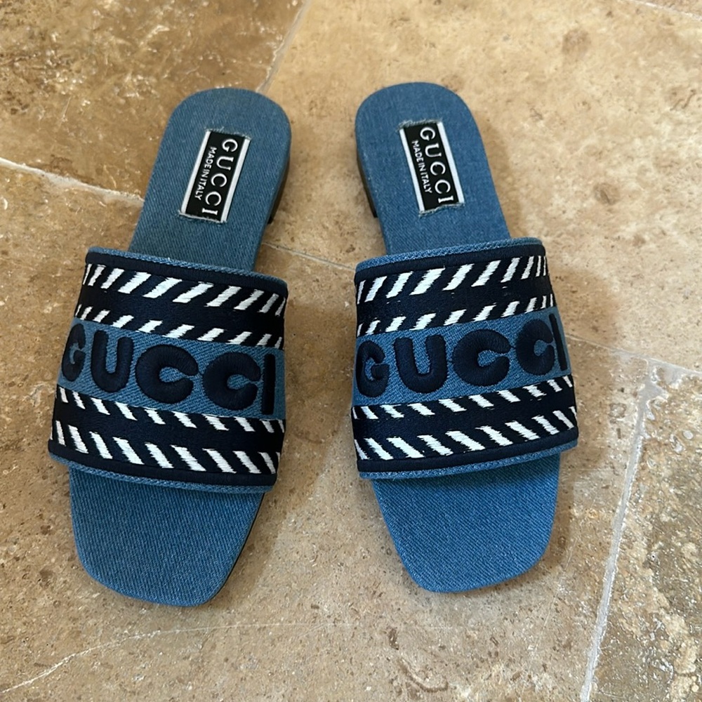 Denim shoes